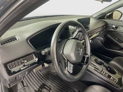 Used 2025 Honda Civic Sport image 10
