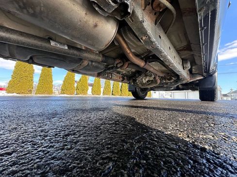 Used 2016 Toyota Tacoma TRD Sport image 19