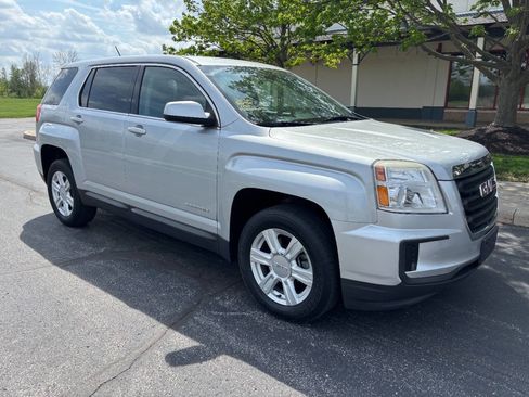 Used 2016 GMC Terrain SLE FWD image 4