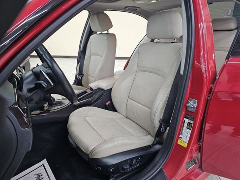 Used 2011 BMW 335i Sedan RWD image 16
