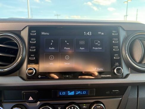 Used 2023 Toyota Tacoma TRD Off-Road w/ Technology Package image 16