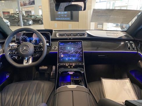 Used 2024 Mercedes-Benz S 63 AMG S image 17