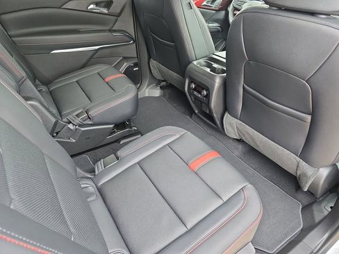 New 2026 Chevrolet Traverse RS FWD image 11