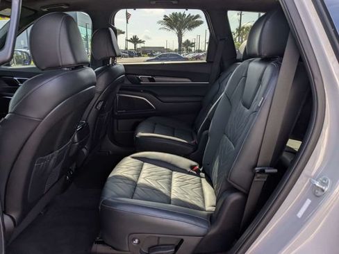 Used 2024 Kia Telluride SX Prestige X-Pro AWD/4WD image 14