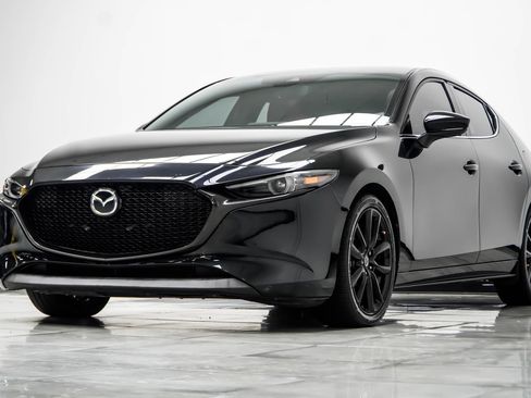 Used 2019 MAZDA MAZDA3 AWD Hatchback w/ Premium Pkg image 9