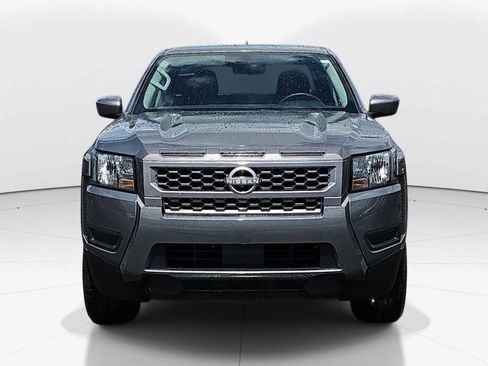 Used 2025 Nissan Frontier SV image 8