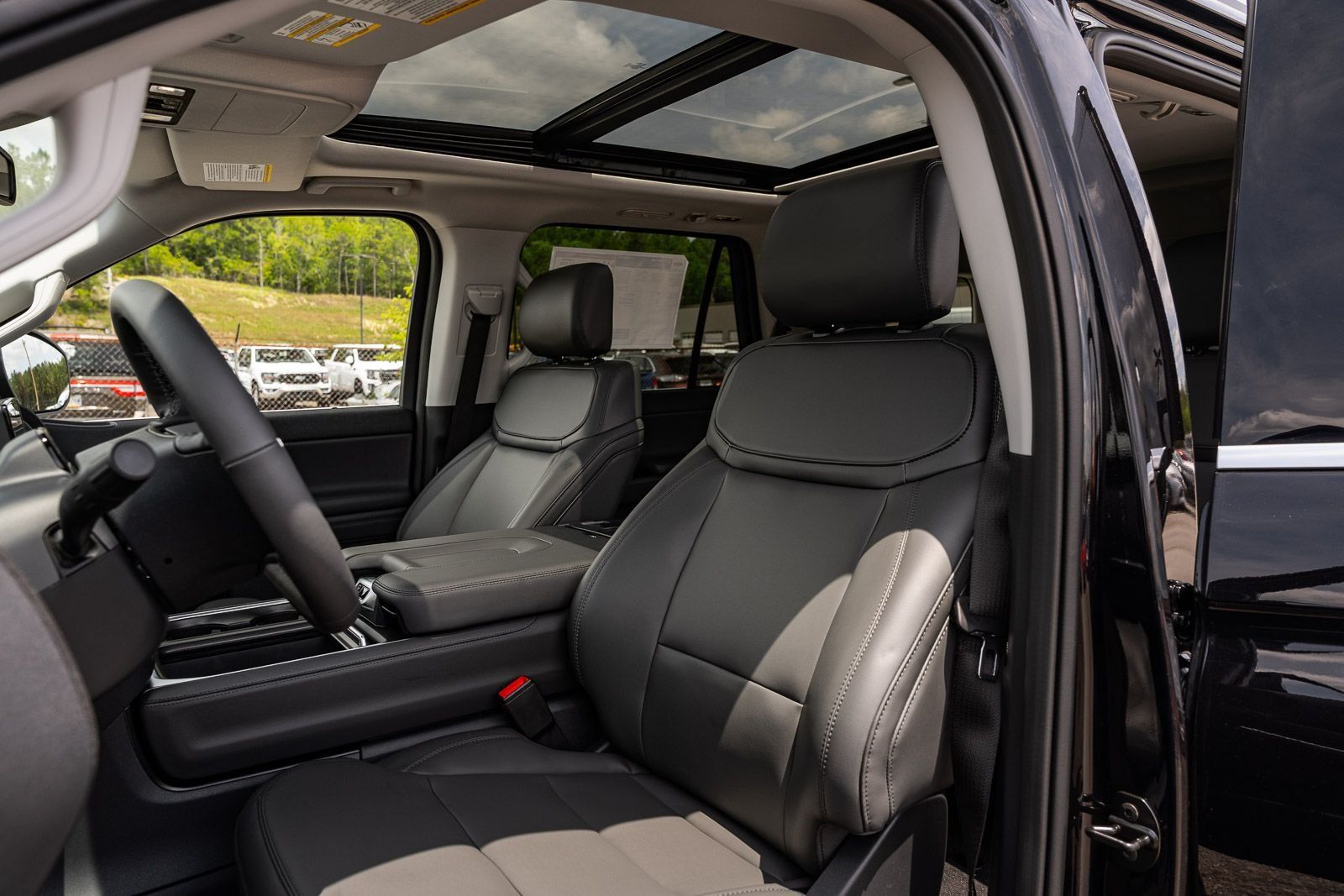 New 2026 Ford Expedition Active RWD image 15