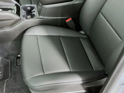 New 2026 GMC Canyon Elevation w/ Convenience Package image 16