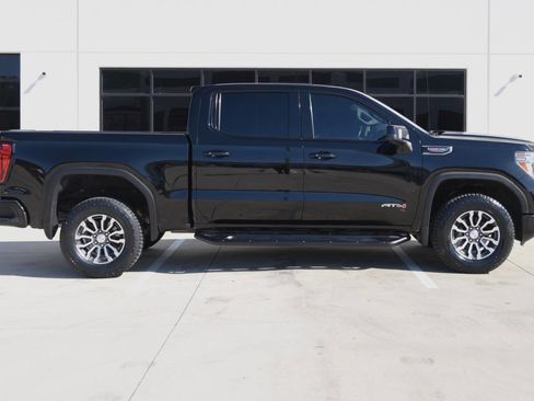 Used 2020 GMC Sierra 1500 AT4 w/ AT4 Premium Package image 10