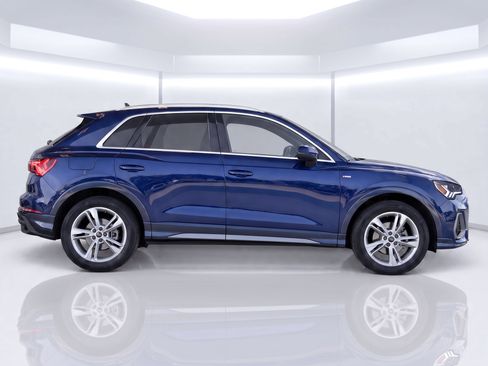 Certified 2023 Audi Q3 2.0T Premium w/ Convenience Package AWD/4WD image 8