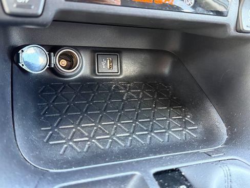 Certified 2025 Toyota RAV4 XLE FWD image 35
