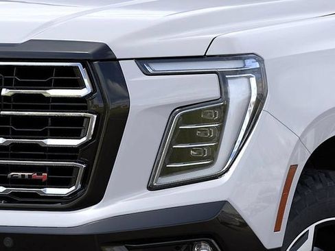 New 2026 GMC Yukon XL AT4 w/ AT4 Premium Plus Package AWD/4WD image 10