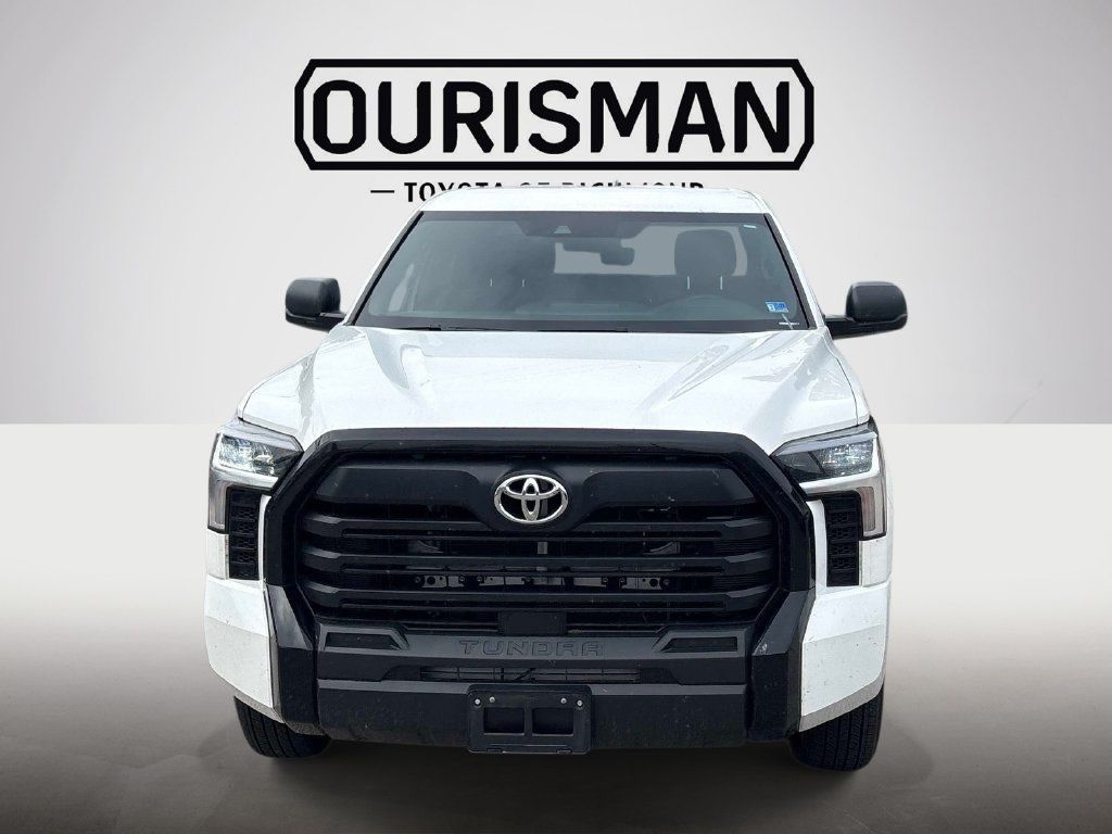 Used 2025 Toyota Tundra SR w/ SR Tow Package AWD/4WD image 2