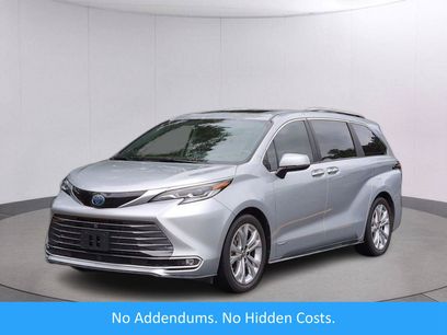 Used 2021 Toyota Sienna Platinum