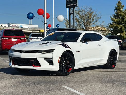 Used 2018 Chevrolet Camaro SS w/ Redline Edition image 2