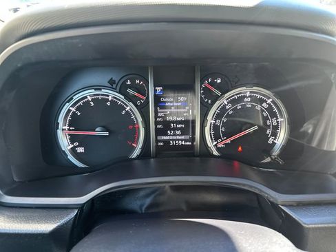 Used 2024 Toyota 4Runner TRD Off-Road Premium image 14