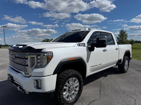 Used 2020 GMC Sierra 2500 Denali w/ Denali Ultimate Package AWD/4WD image 2