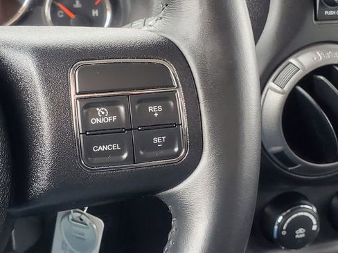 Used 2015 Jeep Wrangler Unlimited Sport w/ Connectivity Group image 18