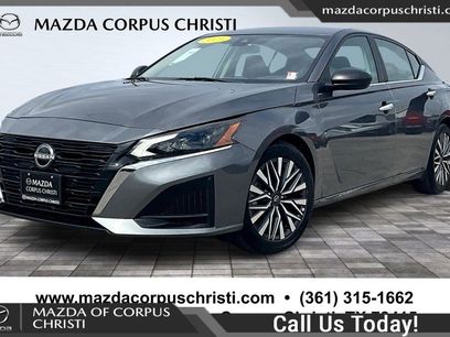 Used 2025 Nissan Altima 2.5 SV