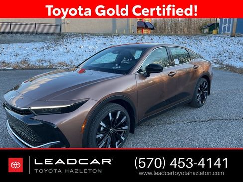 Certified 2026 Toyota Crown Platinum image 1