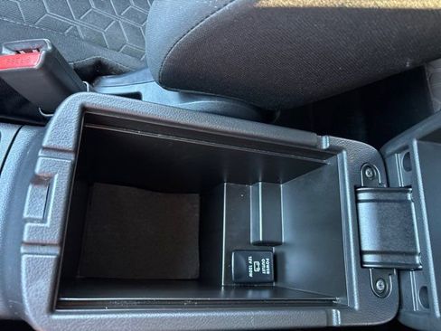 Used 2021 Mitsubishi Outlander Sport SE image 34