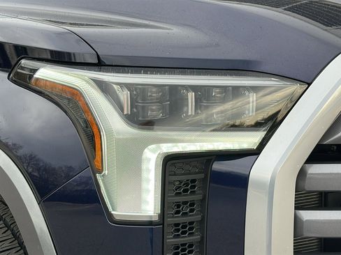 Used 2023 Toyota Tundra Limited image 4