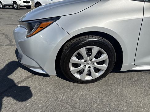 Used 2024 Toyota Corolla LE FWD image 9