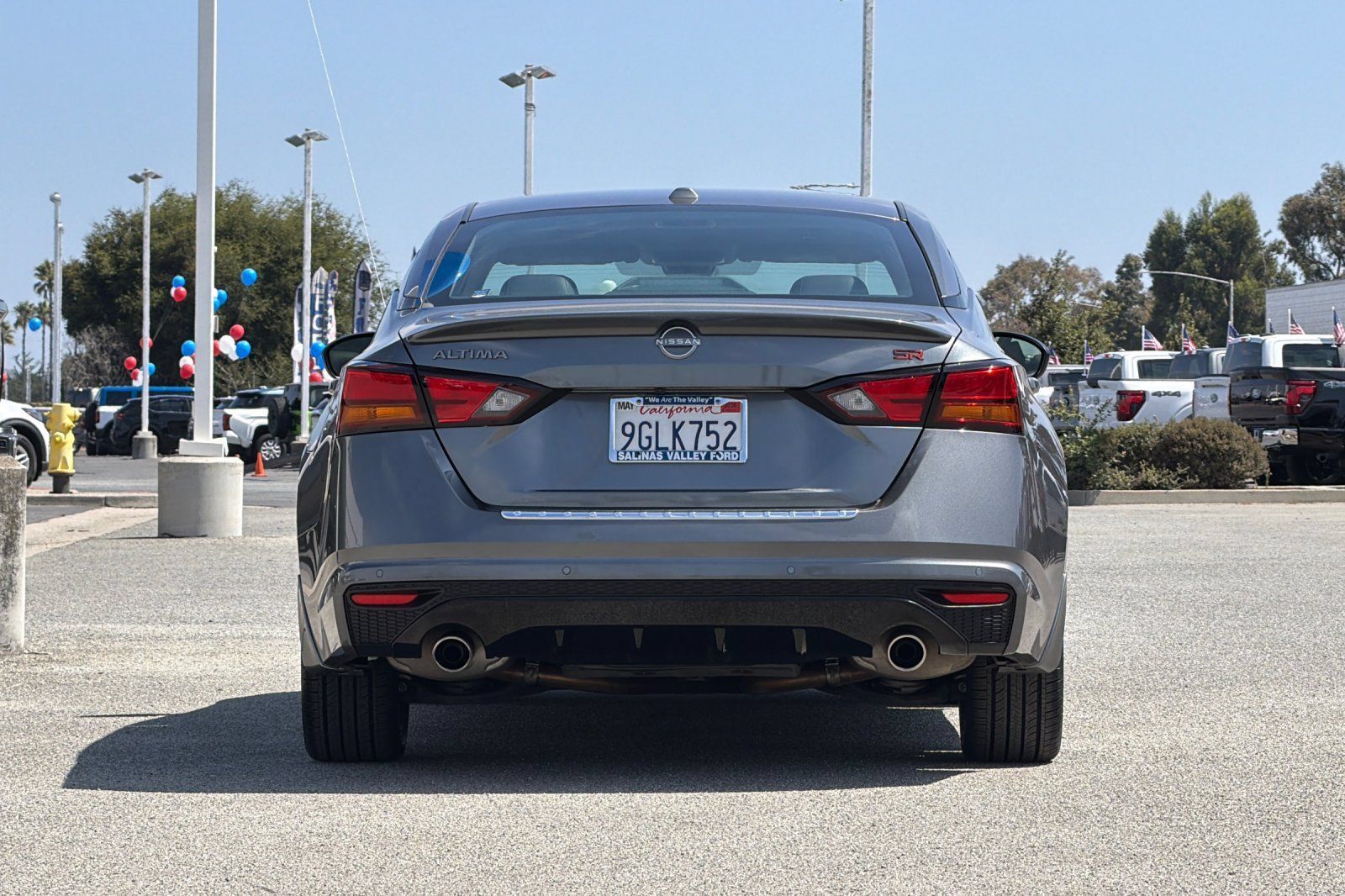 Used 2023 Nissan Altima 2.5 SR w/ SR Premium Package FWD image 5