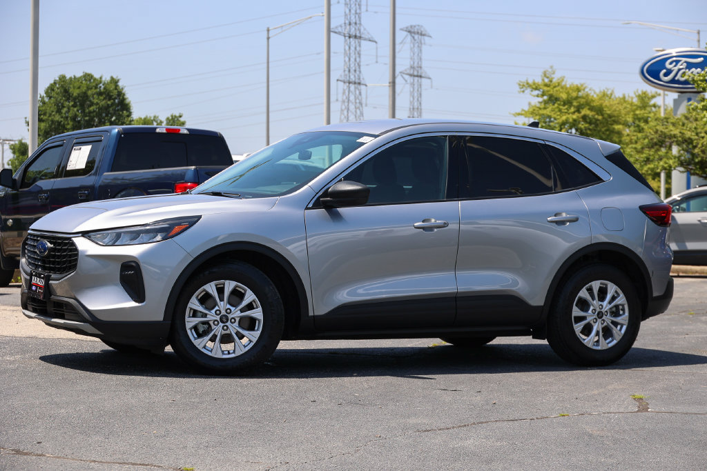 Certified 2023 Ford Escape Active FWD image 14