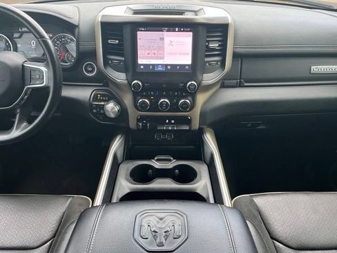 Used 2022 RAM 1500 Laramie AWD/4WD image 23
