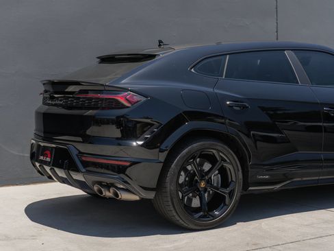 Used 2026 Lamborghini Urus SE AWD/4WD image 36