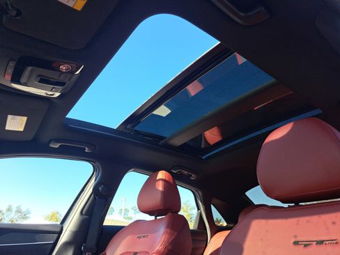 Used 2022 Kia K5 GT-Line w/ GT-Line FWD Premium Package image 17