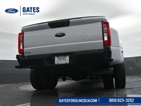 Used 2025 Ford F350 XL AWD/4WD image 32