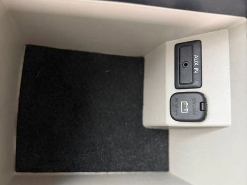 Used 2010 MAZDA CX-9 Touring w/ Moonroof & Bose Audio Pkg FWD image 35