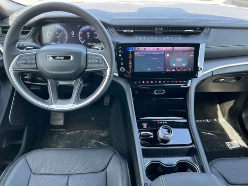 New 2026 Jeep Grand Cherokee L Limited AWD/4WD image 3