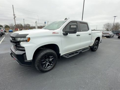 Used 2021 Chevrolet Silverado 1500 LT Trail Boss w/ Bed Protection Package image 4