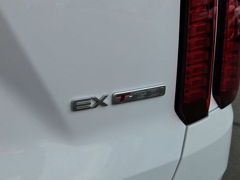 Used 2021 Kia Sorento EX w/ Panoramic Sunroof Package image 33