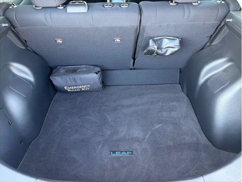 Used 2024 Nissan Leaf S FWD image 12