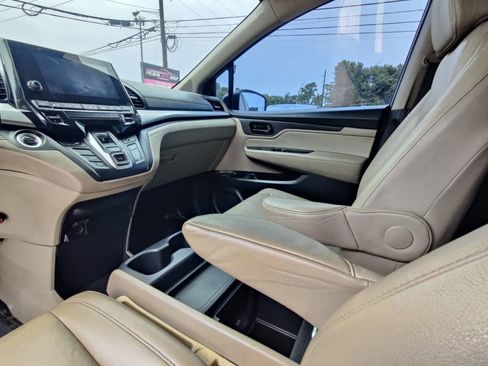 Used 2019 Honda Odyssey EX-L image 17