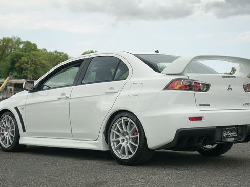 Used 2013 Mitsubishi Lancer Evolution GSR AWD/4WD image 3