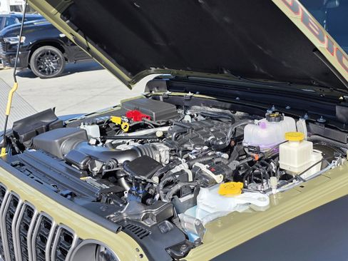 New 2026 Jeep Gladiator Rubicon w/ Steel Power Dome Hood Package image 19