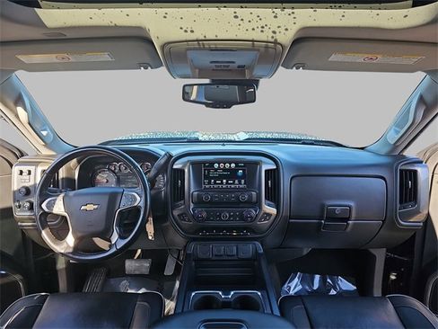 Used 2017 Chevrolet Silverado 2500 High Country image 9