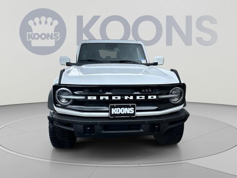 Used 2023 Ford Bronco Outer Banks w/ Sasquatch Package AWD/4WD image 4