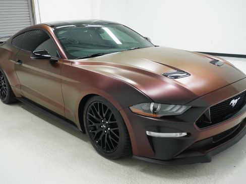 Used 2019 Ford Mustang GT Premium w/ GT Performance Package RWD image 3