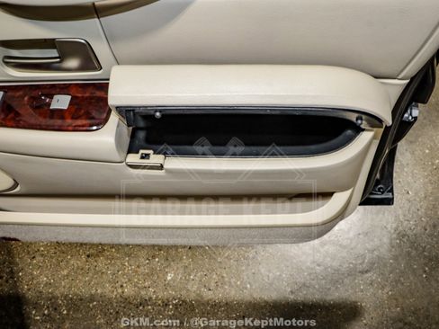 Used 2010 Lincoln Town Car Signature Limited image 66