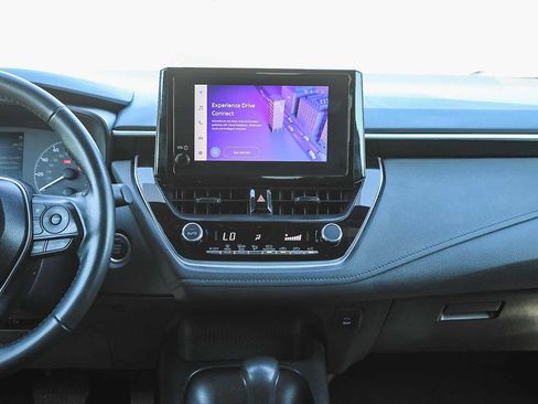 Certified 2025 Toyota Corolla SE image 14