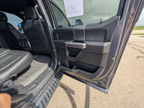 Used 2019 Ford F150 XLT w/ Equipment Group 302A Luxury AWD/4WD image 6