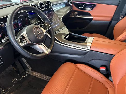 Used 2023 Mercedes-Benz GLC 300 image 10