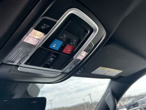 Used 2025 RAM 1500 Laramie image 27