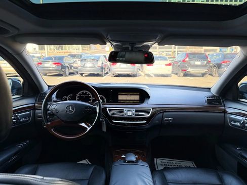 Used 2013 Mercedes-Benz S 550 4MATIC image 11